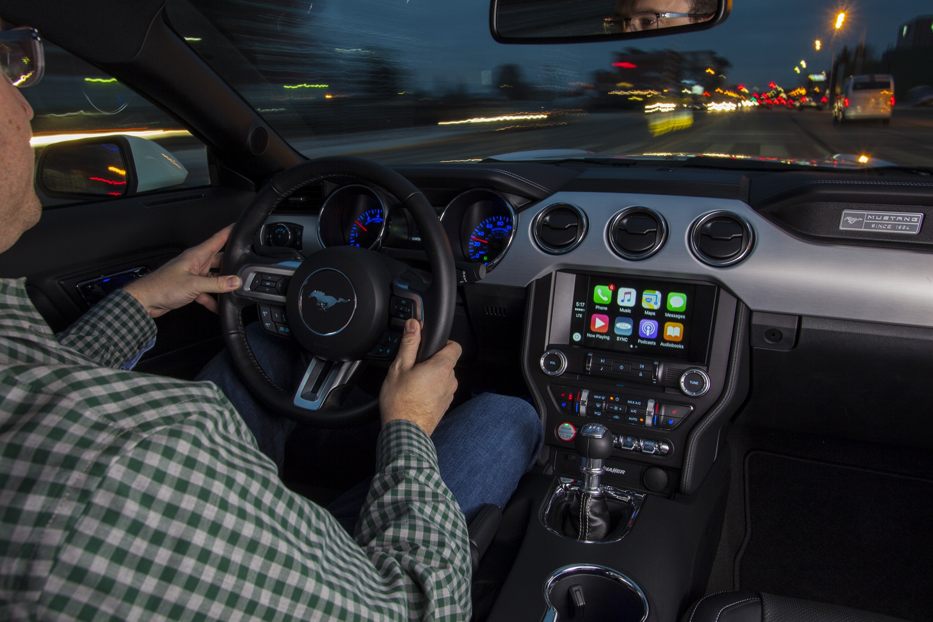 SYNC 3 and Apple CarPlay © Ford Motor Company