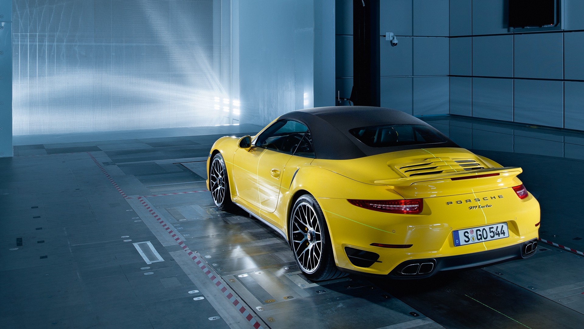 911 Turbo Cabriolet, Porsche wind tunnel, Weissach, 2015 © Dr. Ing. h.c. F. Porsche AG