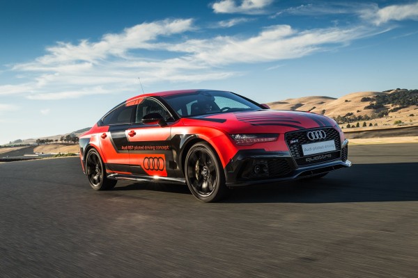 2015 Audi piloted driving experience - Sonoma © Volkswagen AG