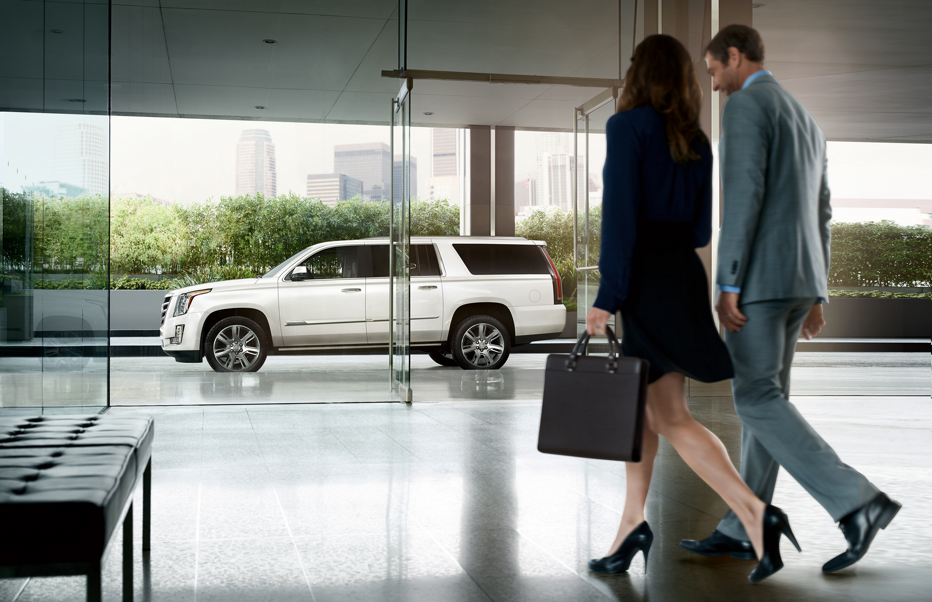 2016 Cadillac Escalade ESV © General Motors