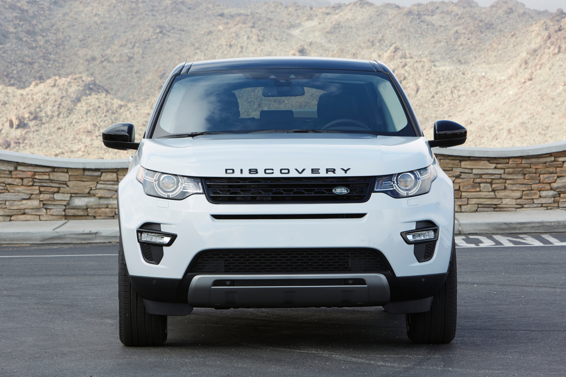 Land Rover Discovery Sport © Tata Motors