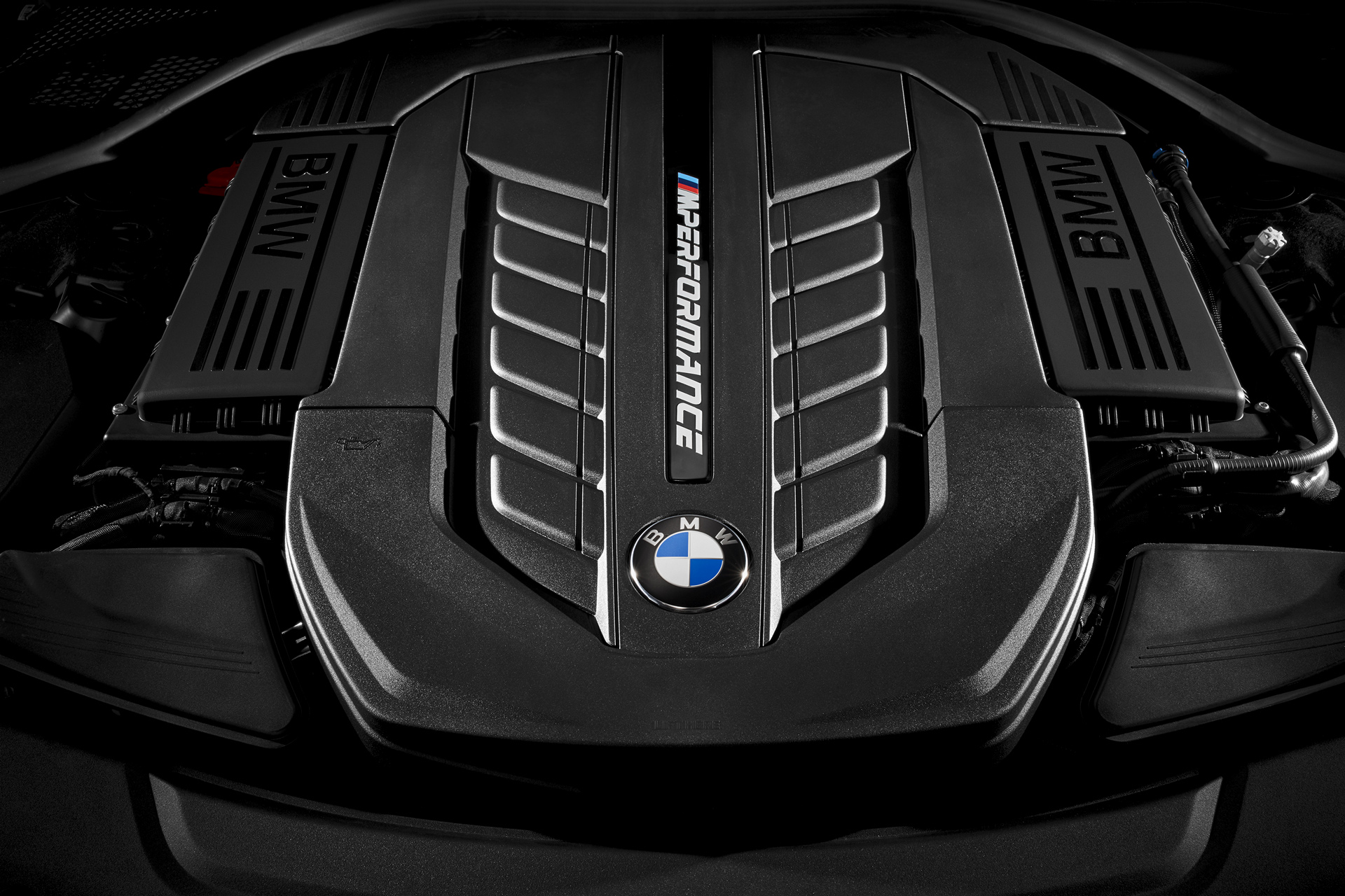 2017 BMW M760i xDrive © BMW AG