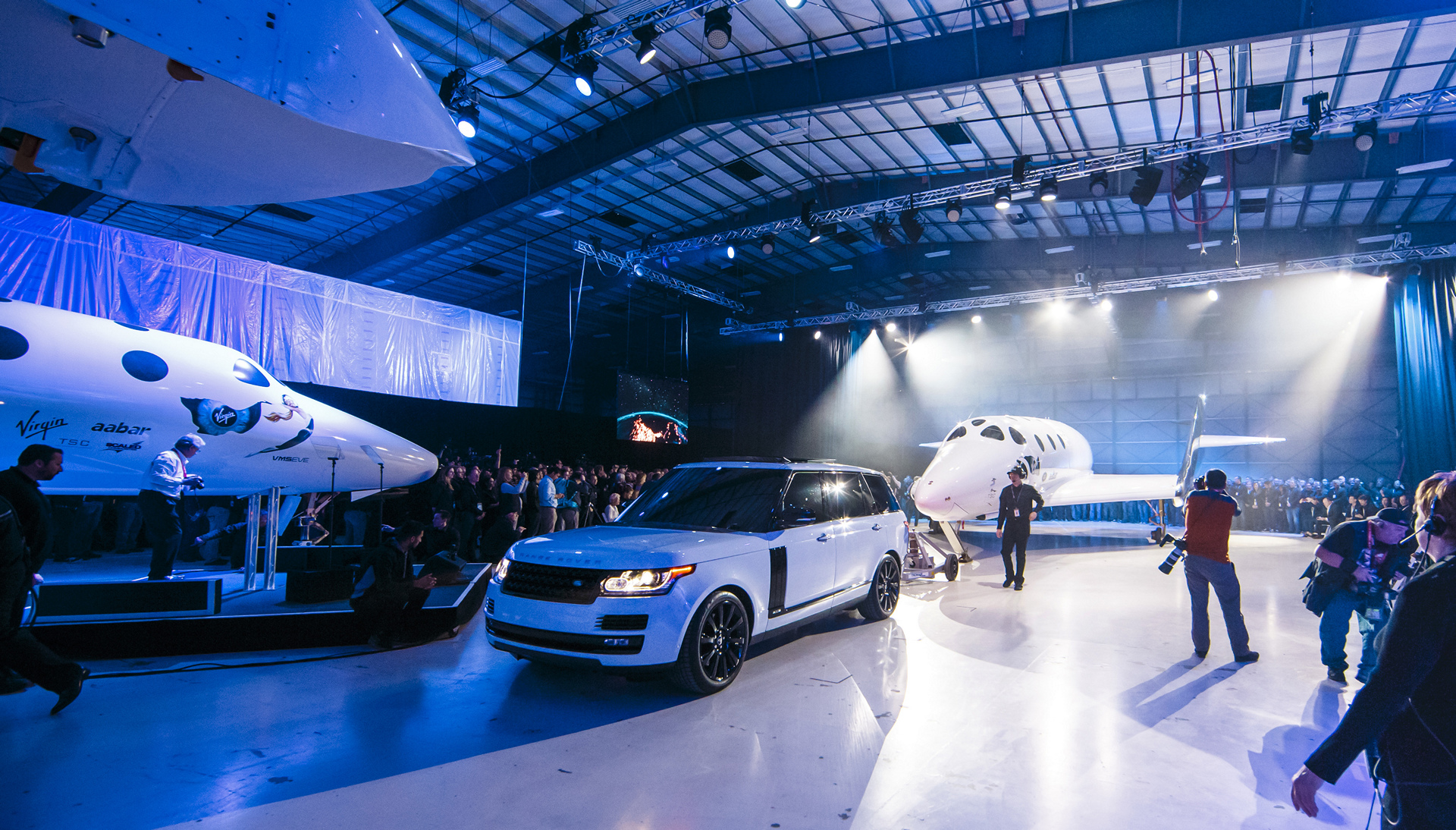 The Range Rover Autobiography towing in VSS Unity, at a special reveal and naming ceremony at Virgin Galactic's Mojave Air and Space Port base in California © Tata Group