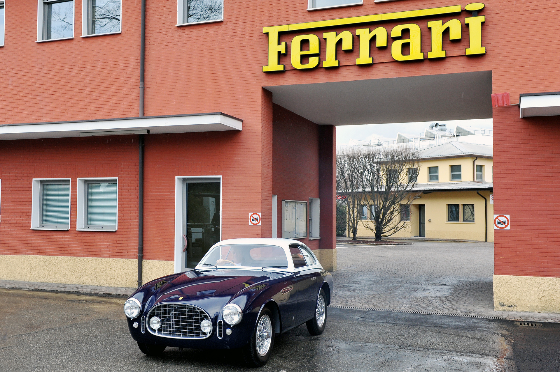 Ferrari 225E © Ferrari S.p.A.