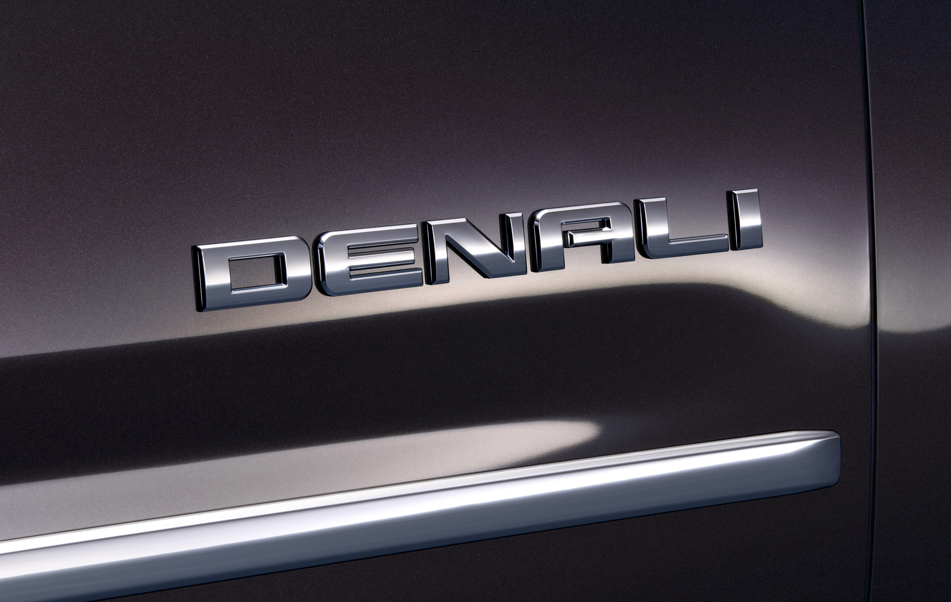2016 GMC Yukon Denali © General Motors