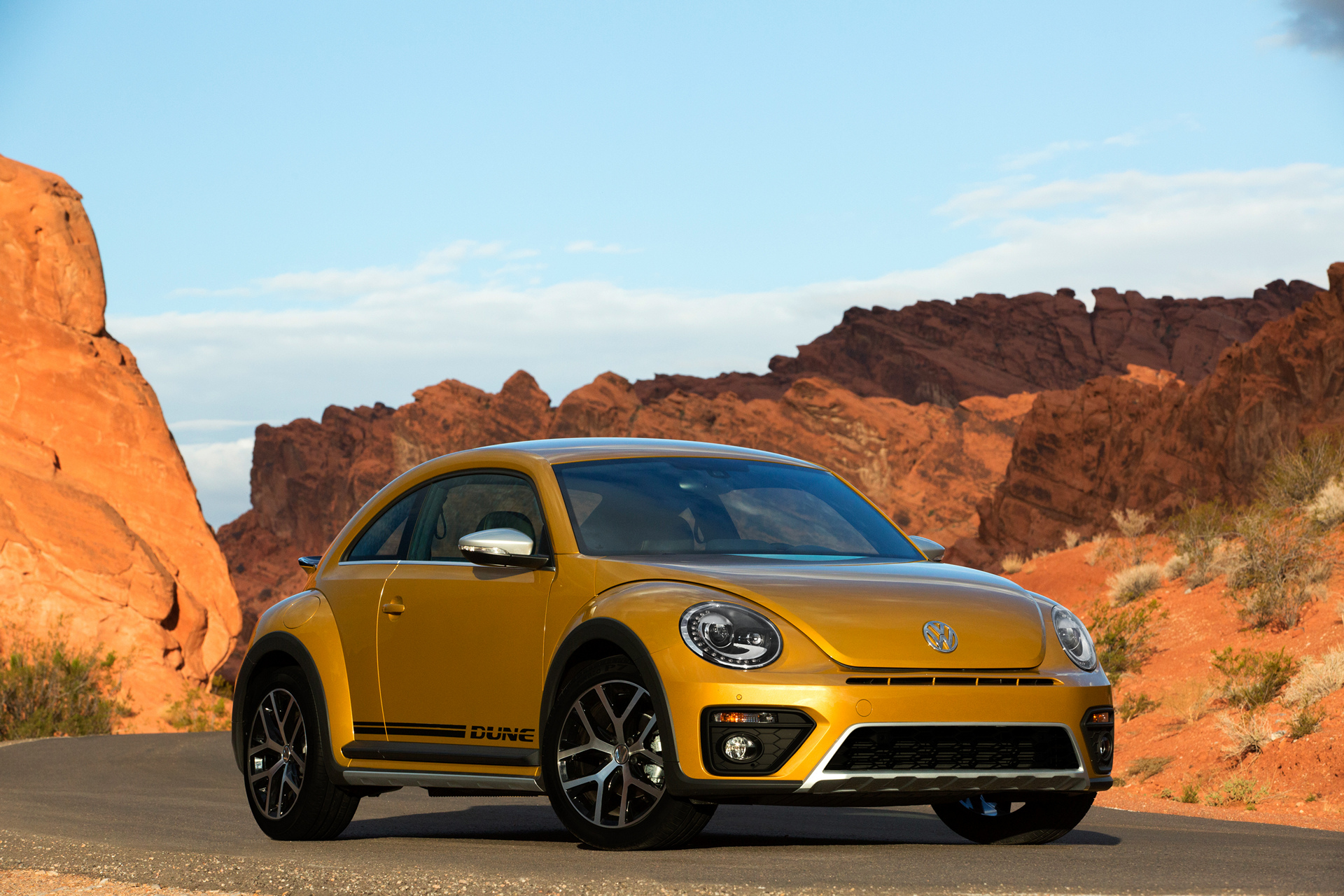 2016 Volkswagen Beetle Dune © Volkswagen AG 