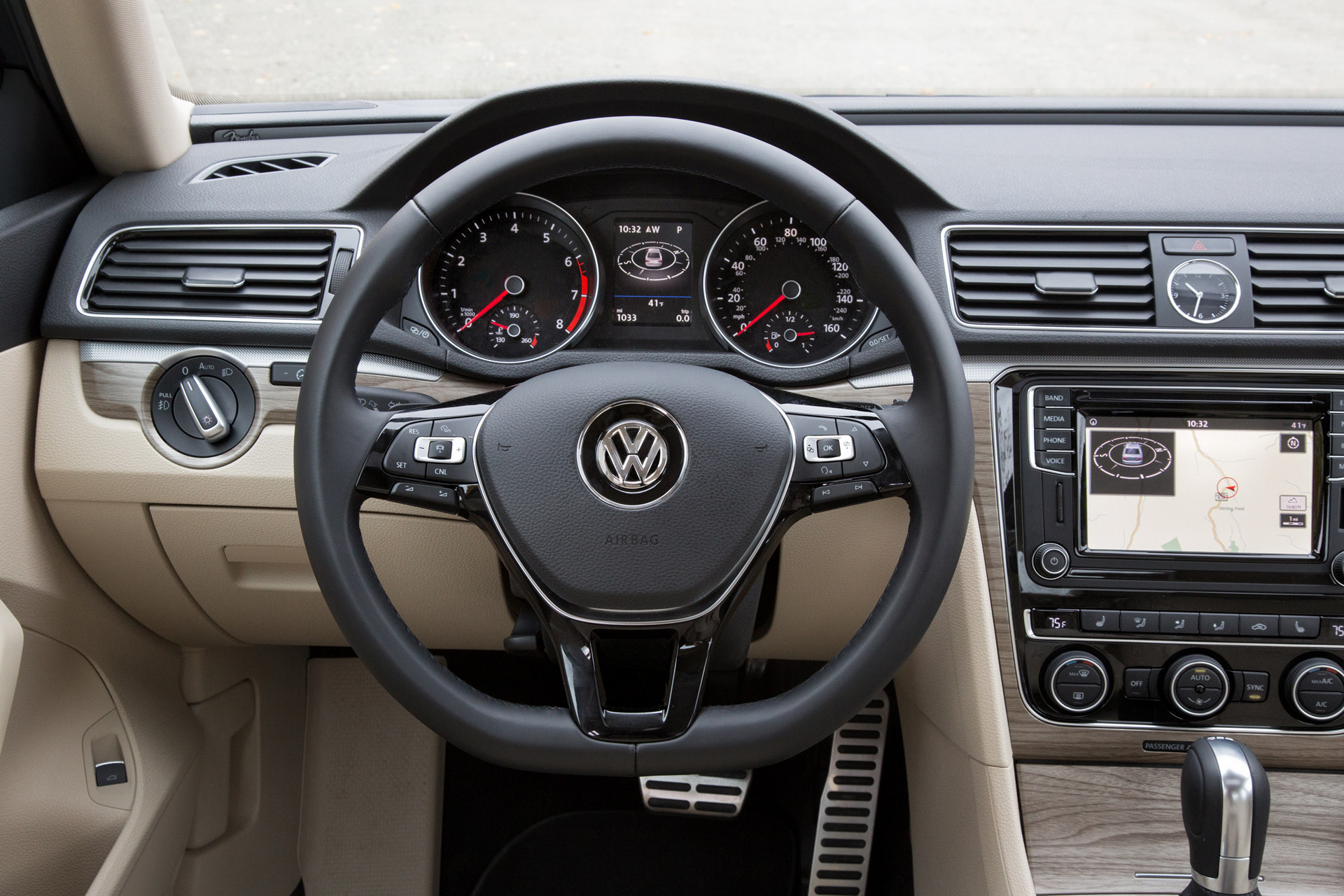 2016 Volkswagen Passat © Volkswagen AG