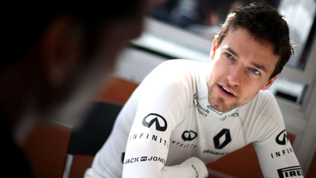 Jolyon Palmer makes his Formula 1 race debut for Renault Sport Formula One Team, after performing Third Driver duties for the previous Enstone iteration of Lotus F1 Team in 2015 © Nissan Motor Co., Ltd.