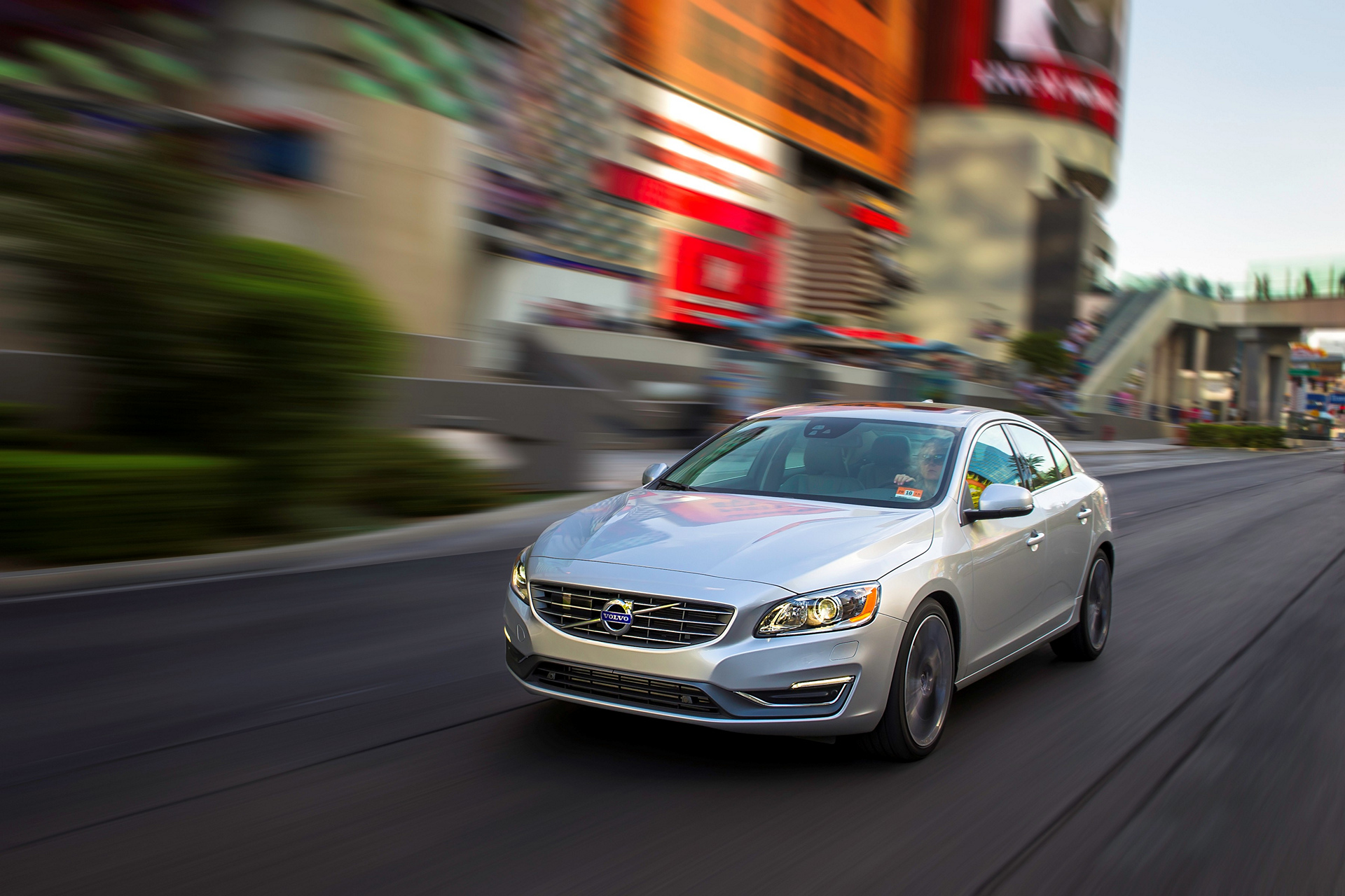 2016 Volvo S60 © Zhejiang Geely Holding Group Co., Ltd
