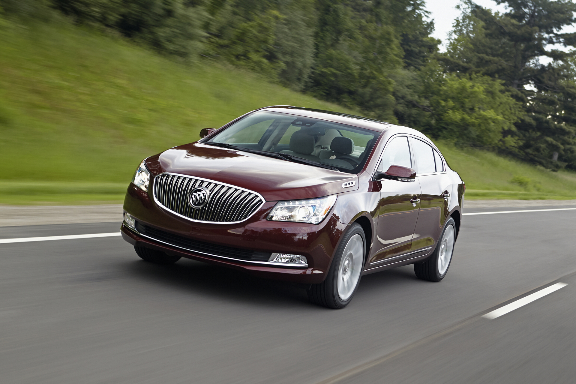 2016 Buick LaCrosse © General Motors