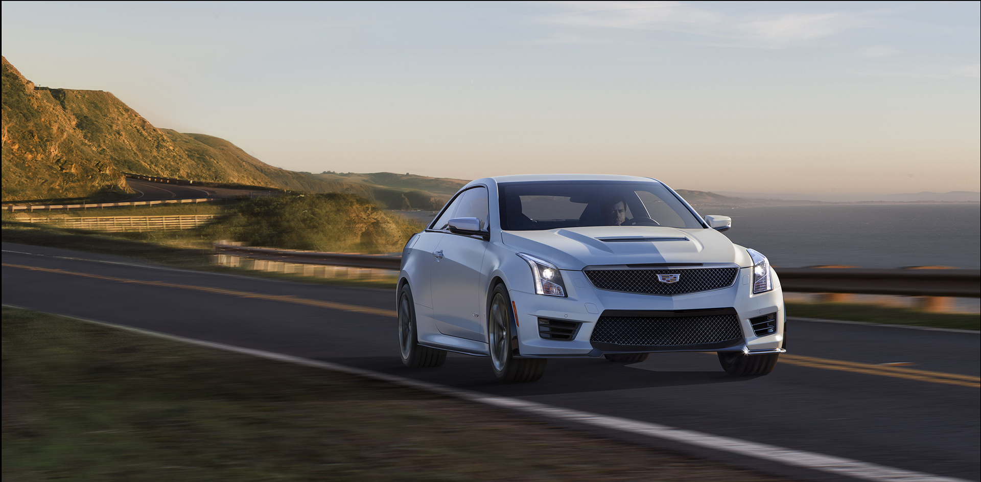 2016 Cadillac ATS-V Coupe © General Motors