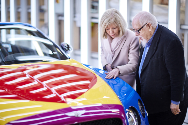 Sir Peter Blake Pop Art Bentley Set to Raise Thousands for Charity © Volkswagen AG