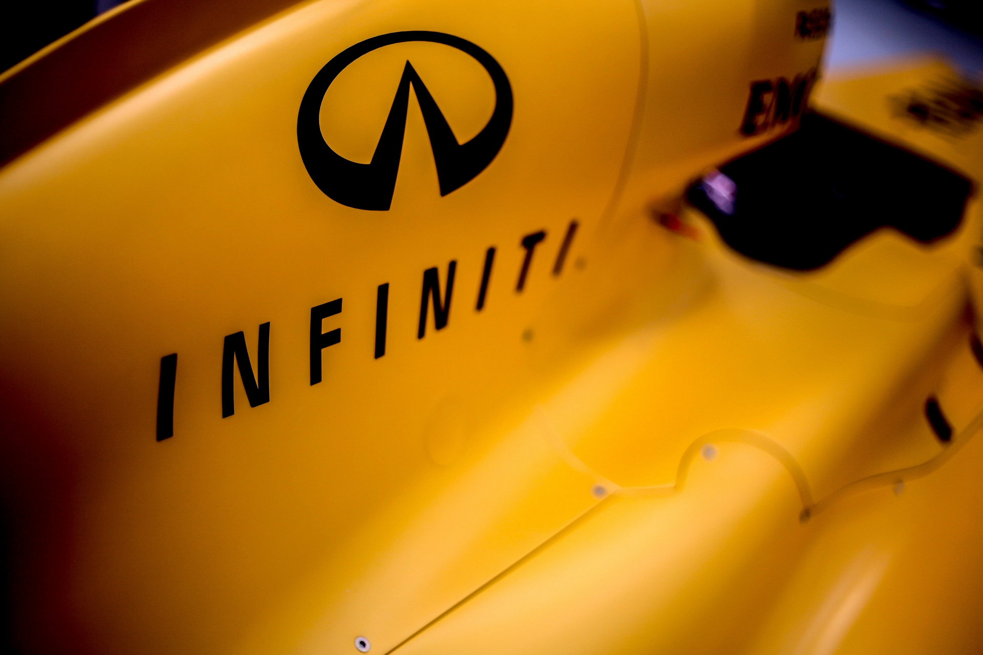 Infiniti offers students the Formula One career opportunity of a lifetime © Nissan Motor Co., Ltd.