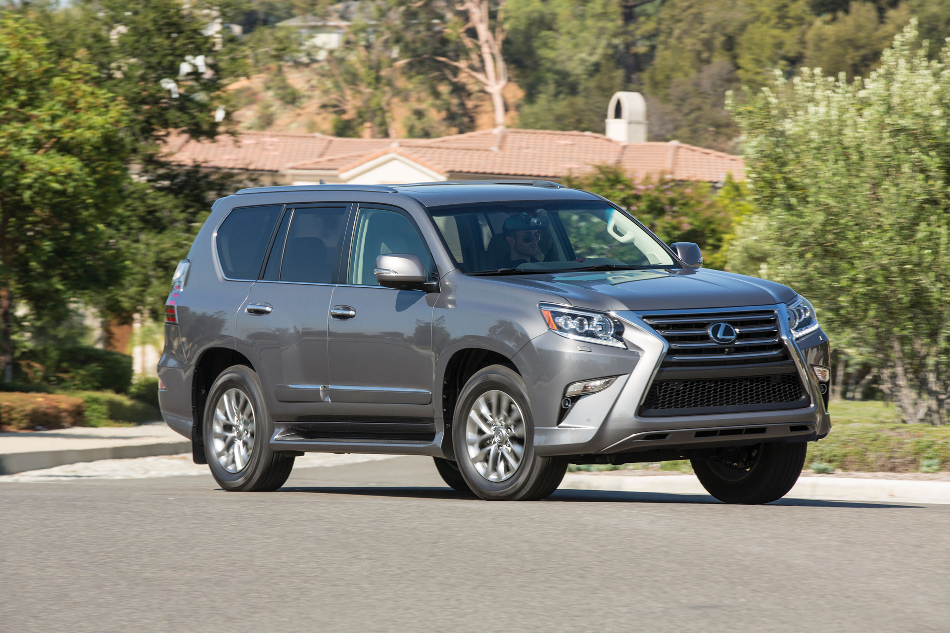 2016 Lexus GX 460 © Toyota Motor Corporation