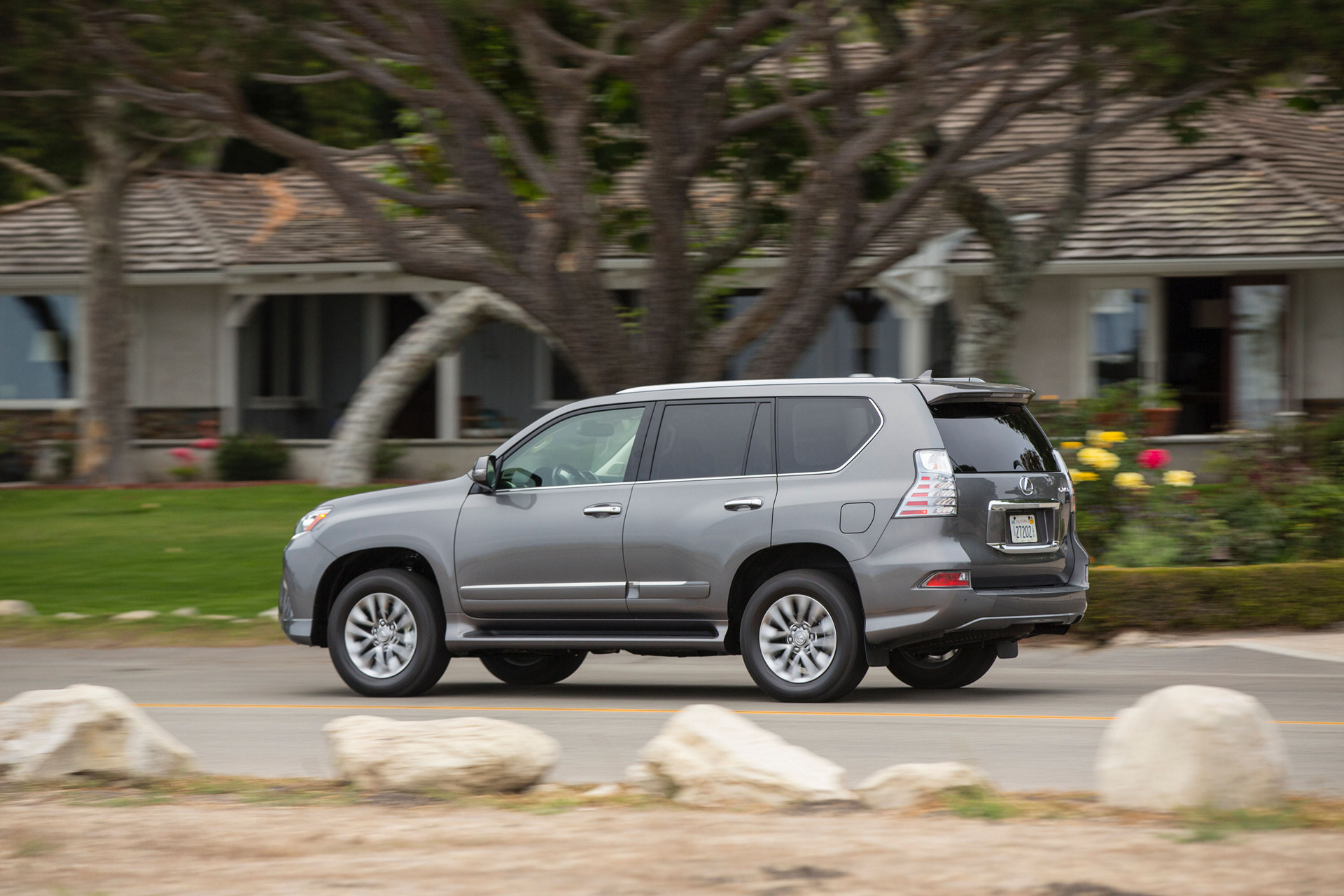 2016 Lexus GX 460 © Toyota Motor Corporation