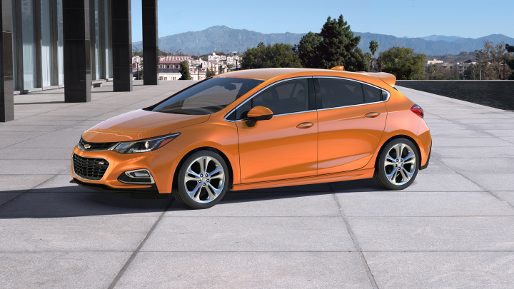 Chevrolet Announces Pricing for the 2017 Cruze Hatchback