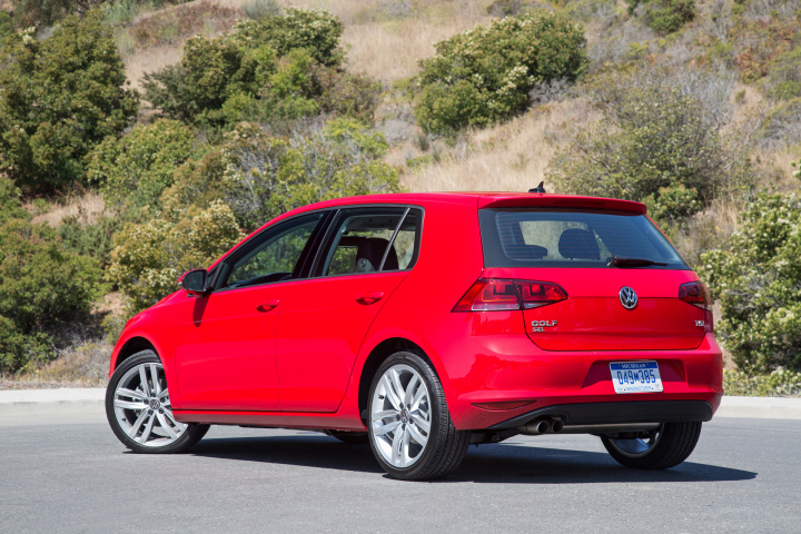 Volkswagen Golf Receives Autopacific 2016 Ideal Vehicle Award