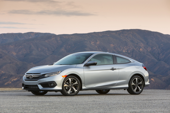 2017 Civic Lineup Turbocharged with Extended Availability of Manual Transmission